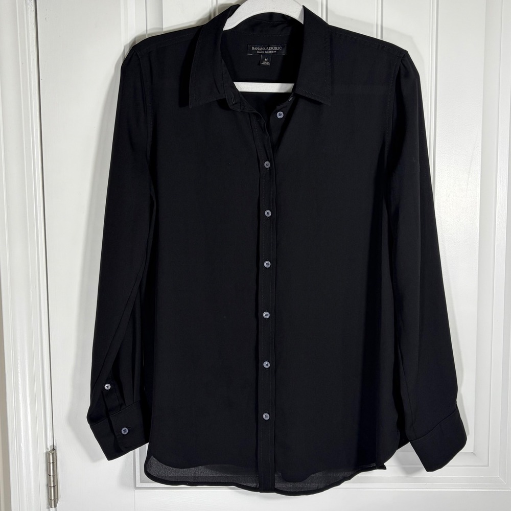 Banana Republic Dillon Classic Fit Shirt Womens Medium Black Button Up Blouse
